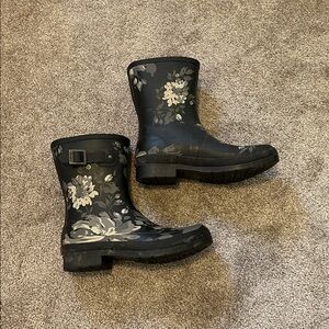 Chooka Floral Black Rain Boots